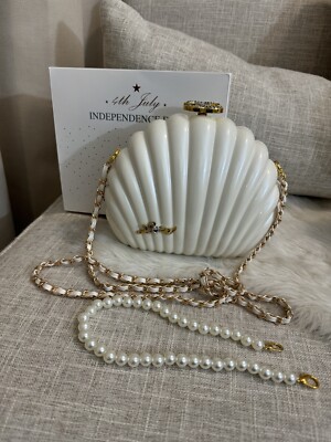 ローヘン　ノベルティー　charm double pochette未使用、未開封 2025年最新】LOHENの人気アイテム - メルカリ ローヘン ノベルティー