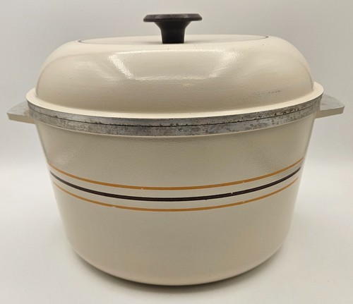 Olla de aluminio fundido Regal Ware de colección 8 cuartos horno holandés a rayas crema - Imagen 5 de 18
