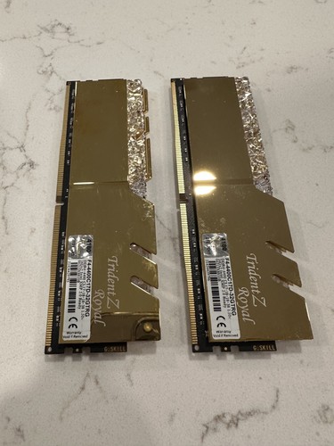 G.SKILL Trident Z Royal Gold RGB 32 GB (2x16 GB) 4400 MHz *CL17* (B-Die) DDR4 - Foto 2 di 4