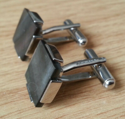 Paire De Boutons De Manchette Vintage Signés LOUIS FERAUD - Métal Argenté - Occasion Très Bon état