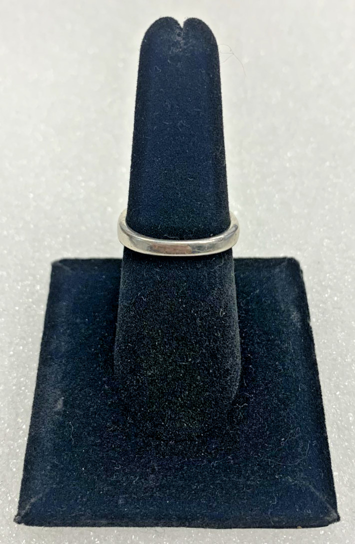 Sterling silver ring w/ rectangular red garnet ge… - image 4