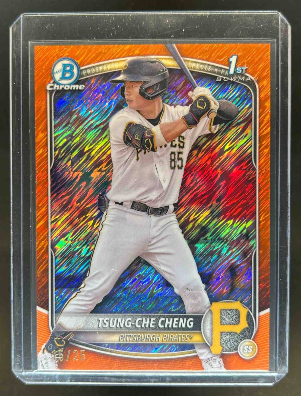 2025 Bowman Tsung-Che Cheng Chrome Orange Shimmer Refractor 1st #15/25