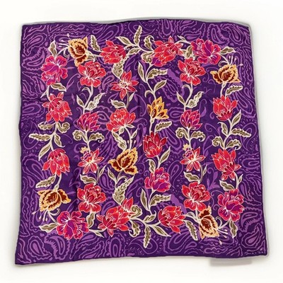 Oscar de la Renta Silk Scarf Purple Paisley Floral Made In Japan Vintage Luxury