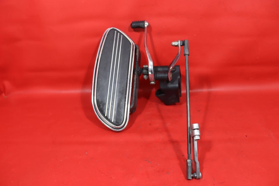 Harley-Davidson Softail Standard 2003 EFI FXSTI juego de clavijas de piso delantero Foto 2 de 4