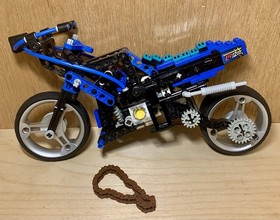 Lego Technic: 8417/8430 Mag Wheel Motorbike 95% Complete