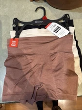 SKINNYGIRL Women’s Medium Shaping Seamless Shorts 3 Pack "Tummy Toning Panel"