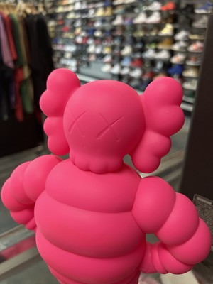 KAWS WHAT PARTY PINK 新品未開封　限定品 2025年最新】kaws what party pinkの人気アイテム - メルカリ