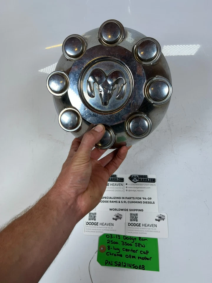 Tapa central de rueda cromada 52121450AB Dodge Ram 2500 3500 SRW 2003-2013 fabricante de equipos originales Foto 2 de 4