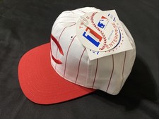 RARE NWT Vintage Cincinnati Reds Snapback Hat with Tags - Adult One Size RARE 
