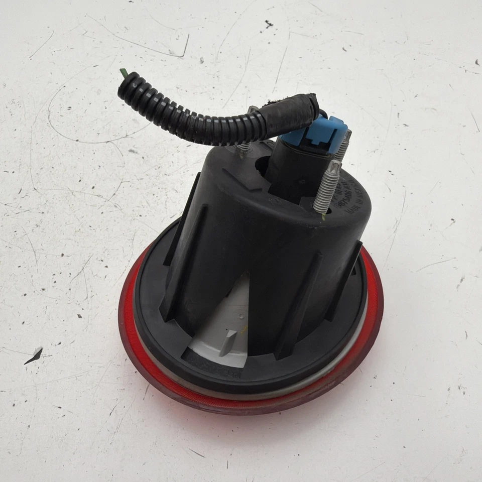 Luz trasera izquierda conductor Chevy HHR 2006-2011 lámpara inferior OEM Foto 2 de 4