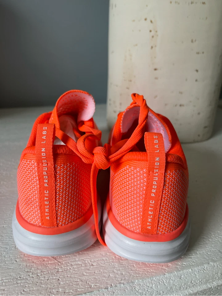 APL: Athletic Propulsion Labs женщин Techloom Phantom беговых кроссовок размер 6,5 - Изображение 4 из 4
