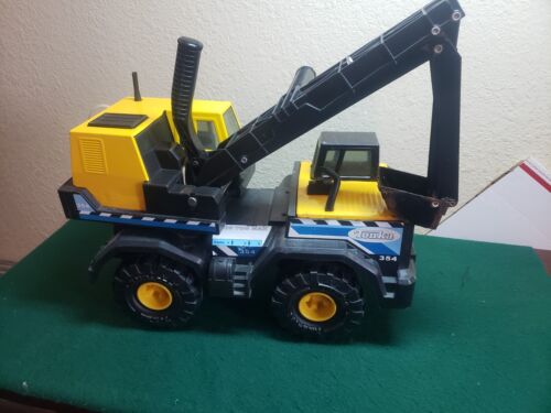 Tonka Hasbro Funrise Excavator 354 2013 Model, Pre-owned, great condition