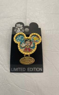 Disney LE DCL Artist Choice Mickey Pin