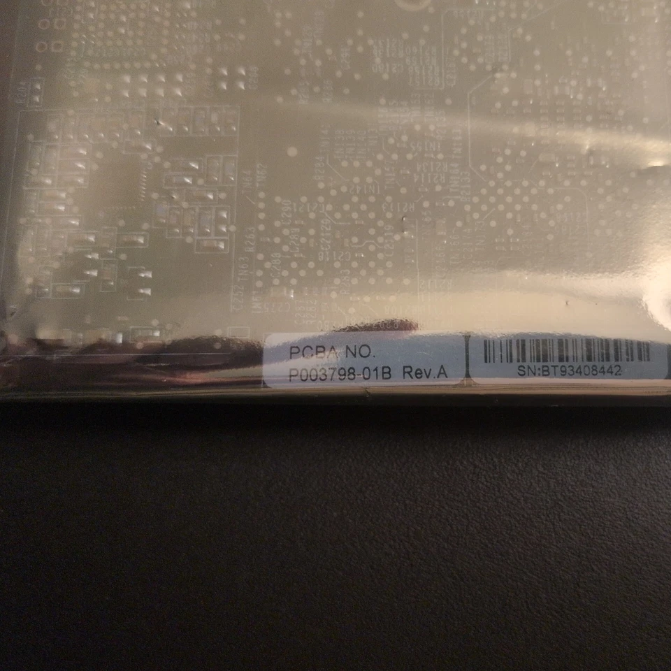 Hpe EMULEX 8G FC 4-Port LPE12004 5697-2043 PCIe - Bracket Mount Not Included - Image 3 of 4