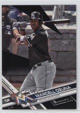 2017 Topps Black 15/66 Marcell Ozuna #23 2t7