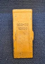 202-70 12130: Bucket Tooth 8" Length x 3" Width For Komatsu
