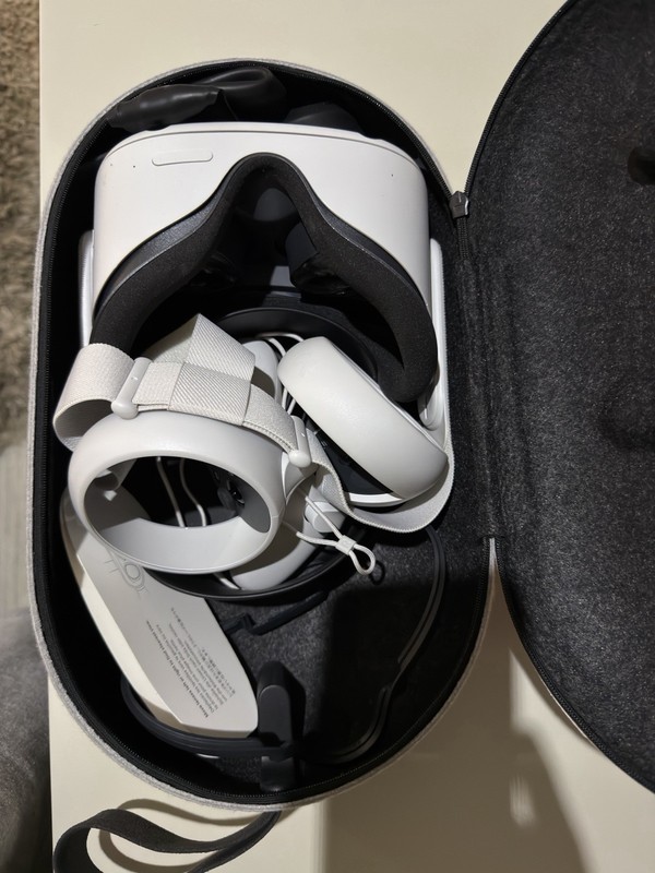 Oculus Meta Quest 2 VR Headset with Controllers and Carry Case