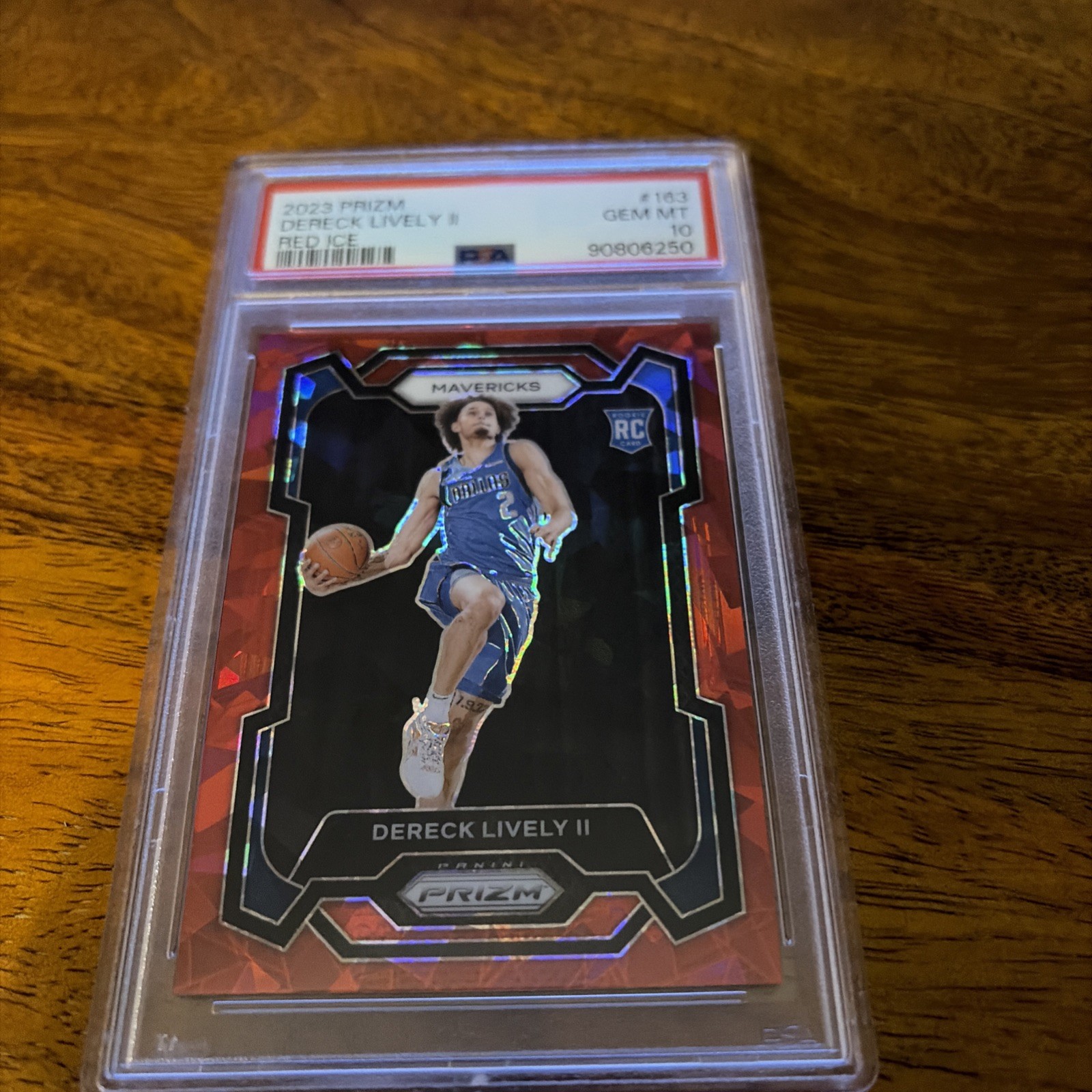 2023 Panini Prizm Red Ice Dereck Lively II #163 Mavericks RC PSA 10