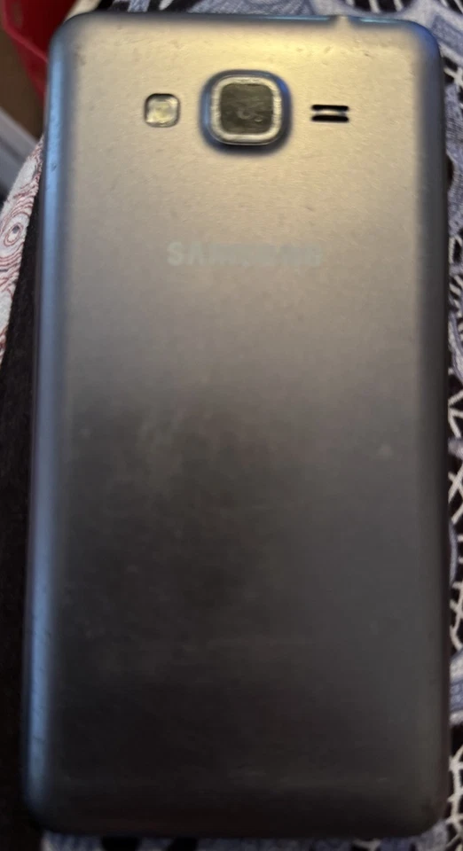 Teléfono Celular Samsung Galaxy Grand Prine SM-G530T1 Metro 8 GB Gris Bueno Usado Foto 4 de 4