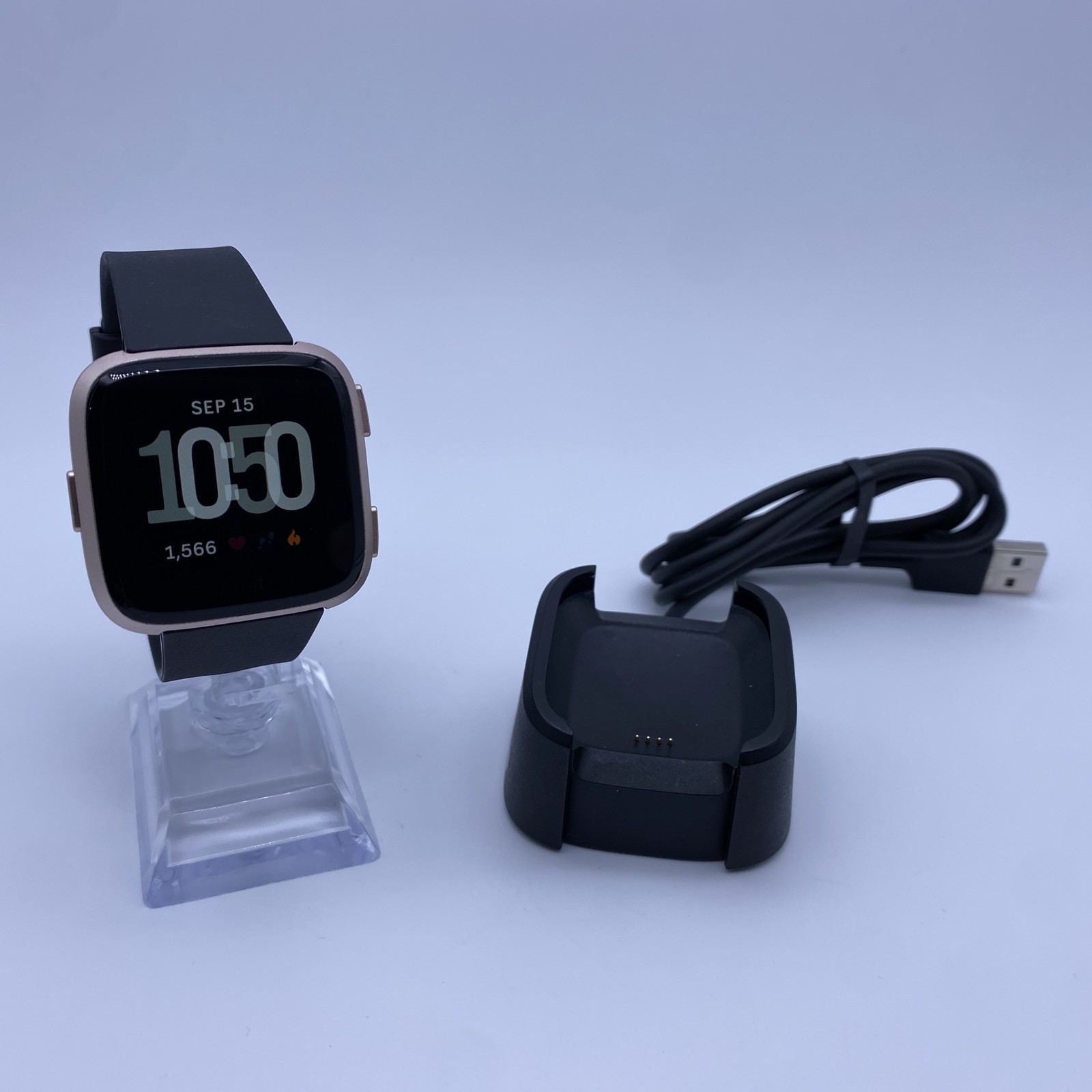 Fitbit Versa Fitness Smartwatch Rose-Gold Aluminium (FB504) - Small, Free Ship