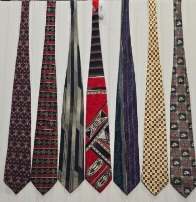 Lot of 7 Silk Men's NeckTies Bachrach, Brooks Brothers, MCM, Hilfiger, Tom James