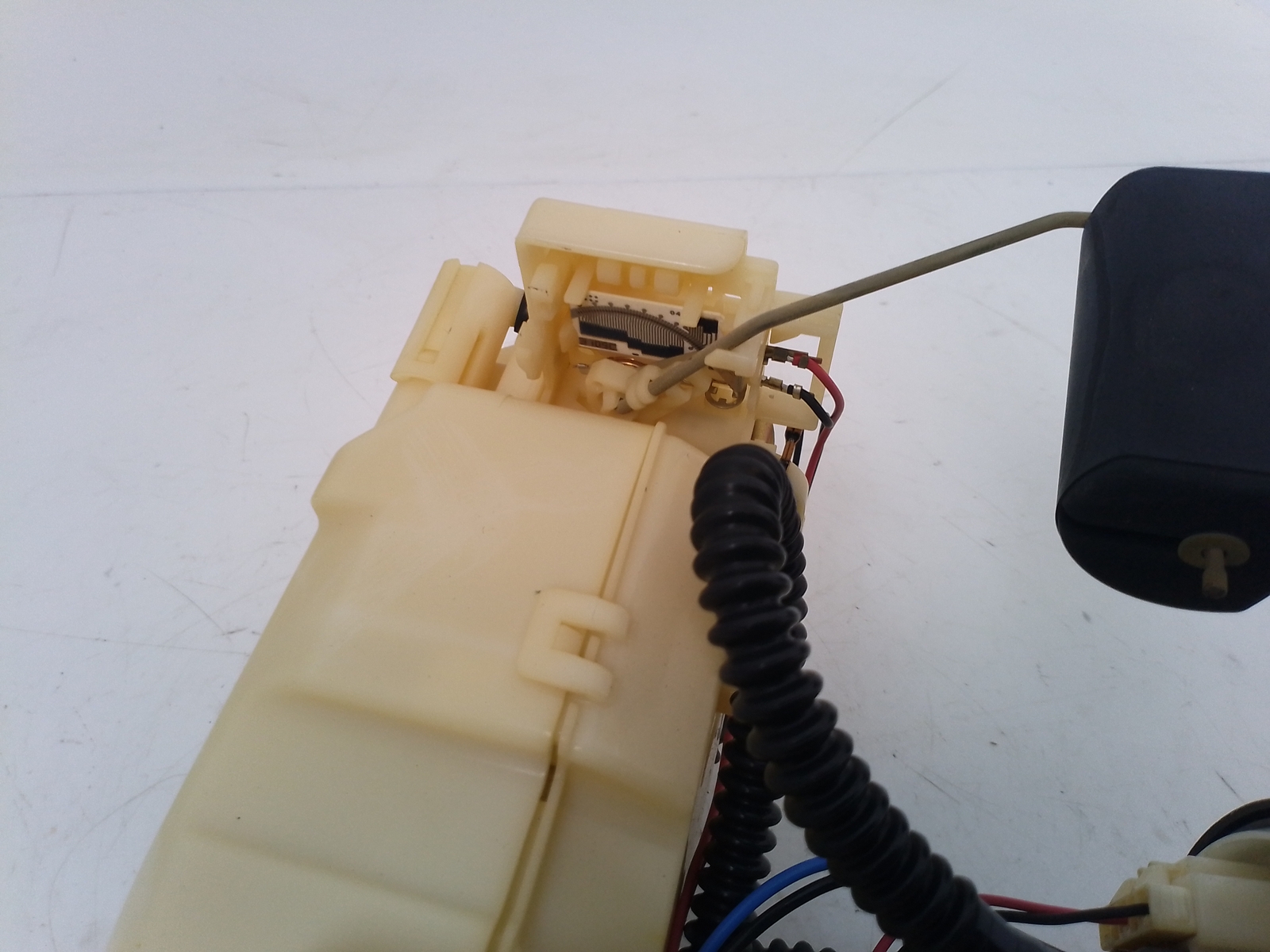 Suzuki Burgman 650 20022004 Fuel Pump Floating 1510010G00000 15100 eBay