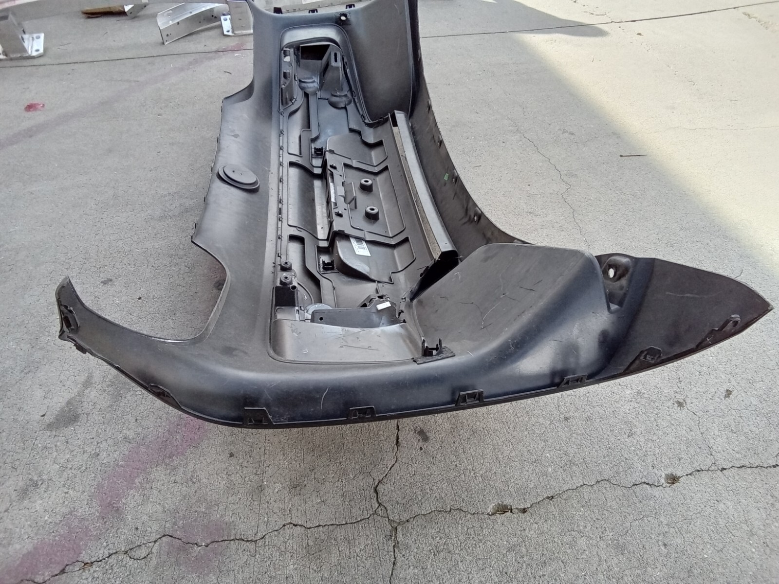 2014-2019 BMW I8 OEM REAR BUMPER COVER ASSEMBLY PROTONIC FROZEN BLACK