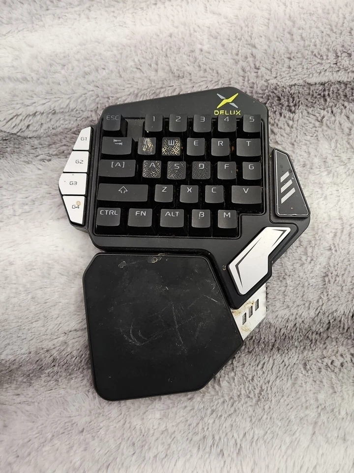 Delux T9X One Handed Wired Gaming Keyboard USB Type C Mechanical Keypad - Image 4 of 4