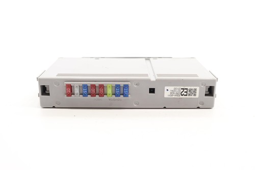 2020 - 2022 LEXUS RX350 POWER INTEGRATION FUSE BOX MODULE OEM 8264448011 - Picture 5 of 10