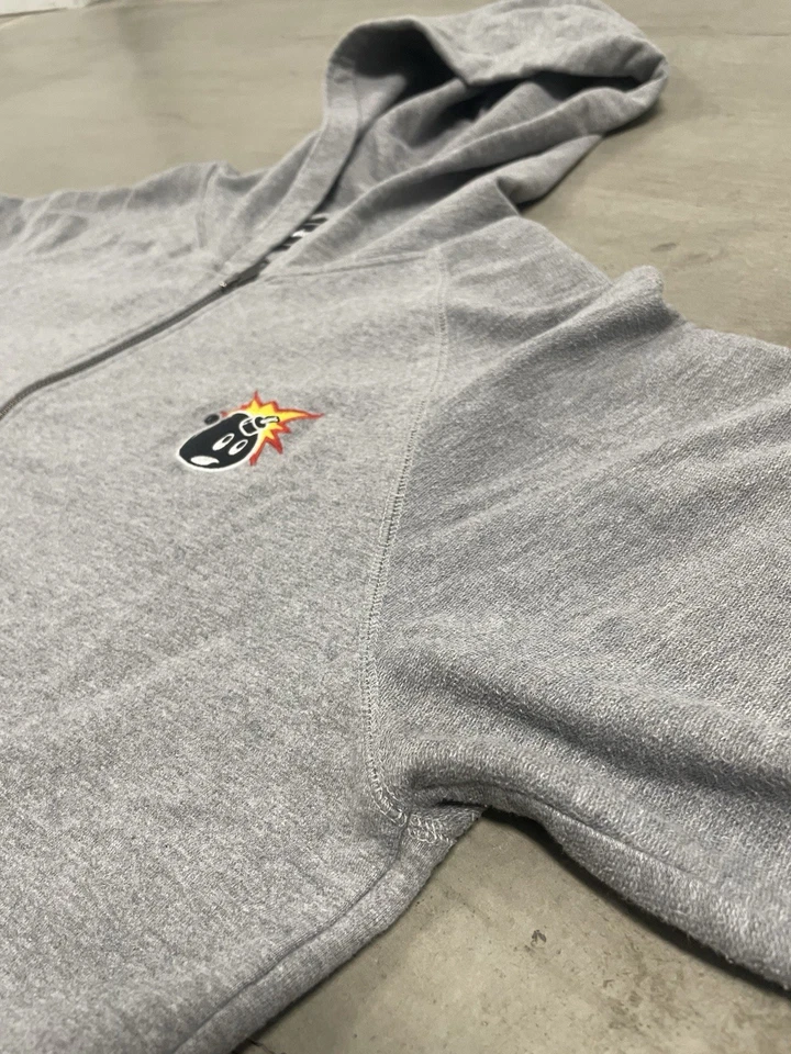 Moletom com capuz OG The Hundreds Adam The Bomb masculino 2XL cinza corte raglan Y2K - Imagem 2 de 4