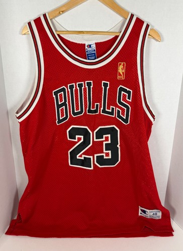MICHAEL JORDAN CHICAGO BULLS CHAMPION AUTHENTIC JERSEY SIZE 48 1996-97 GOLD 50th