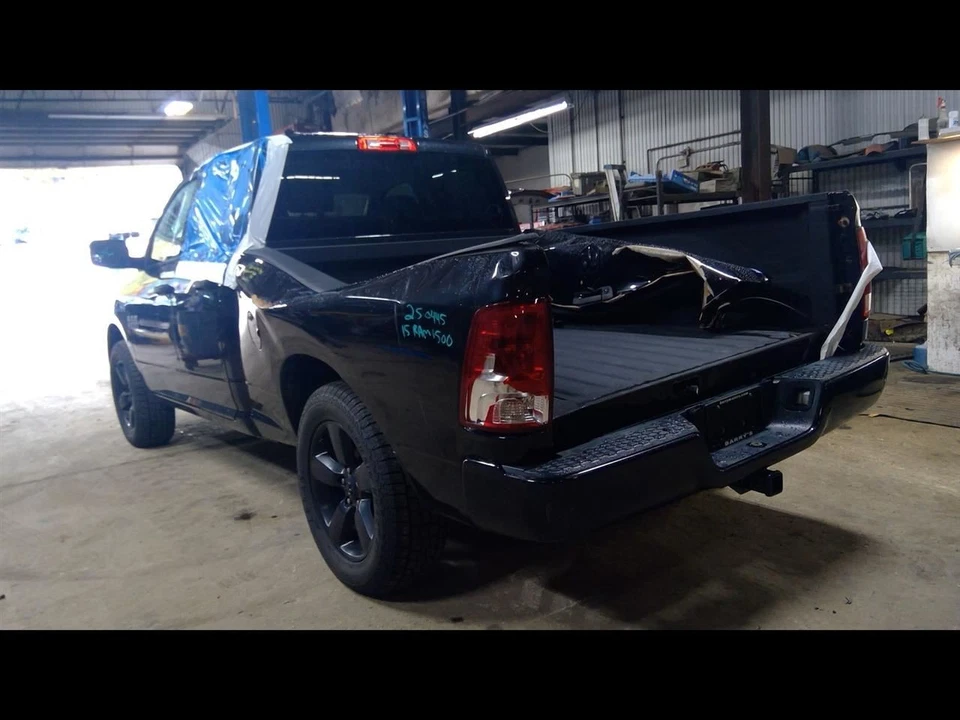 Brazo limpiaparabrisas derecho RAM 1500 2013-2018 1690268 Foto 4 de 4