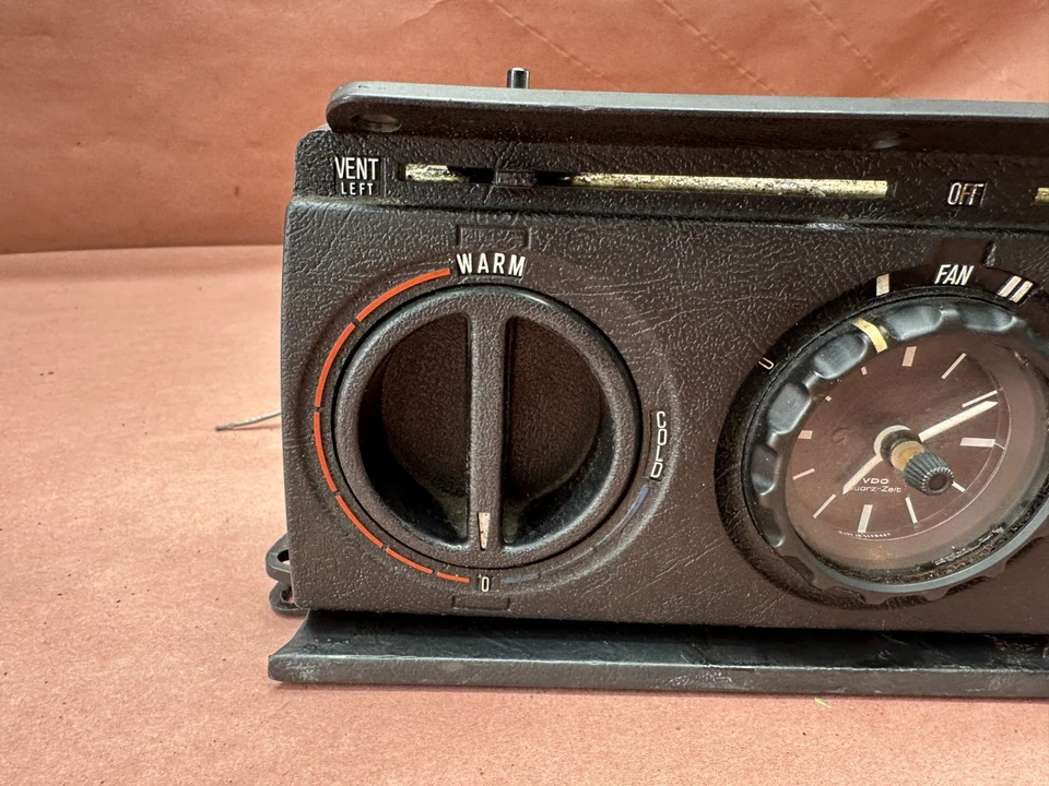 Interruptores y reloj del panel de control del calentador de aire acondicionado BMW E12 528I 530I FABRICANTE DE EQUIPOS ORIGINALES #79242 Foto 4 de 4