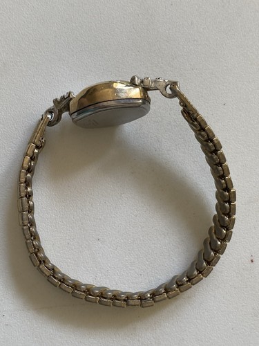 Orologio Vintage Helbros Donna Quarzo Bicolore 6 1/2” Cinturino Elastico Diamanti - Foto 7 di 12