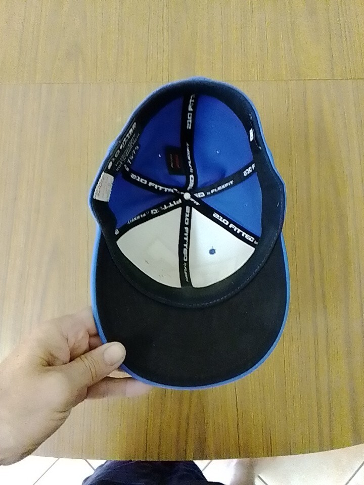 Picture 4 of 11