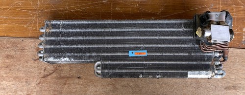 Mercedes W126 C126 0008305057 1268300458 Verdampfer Klimaanlage