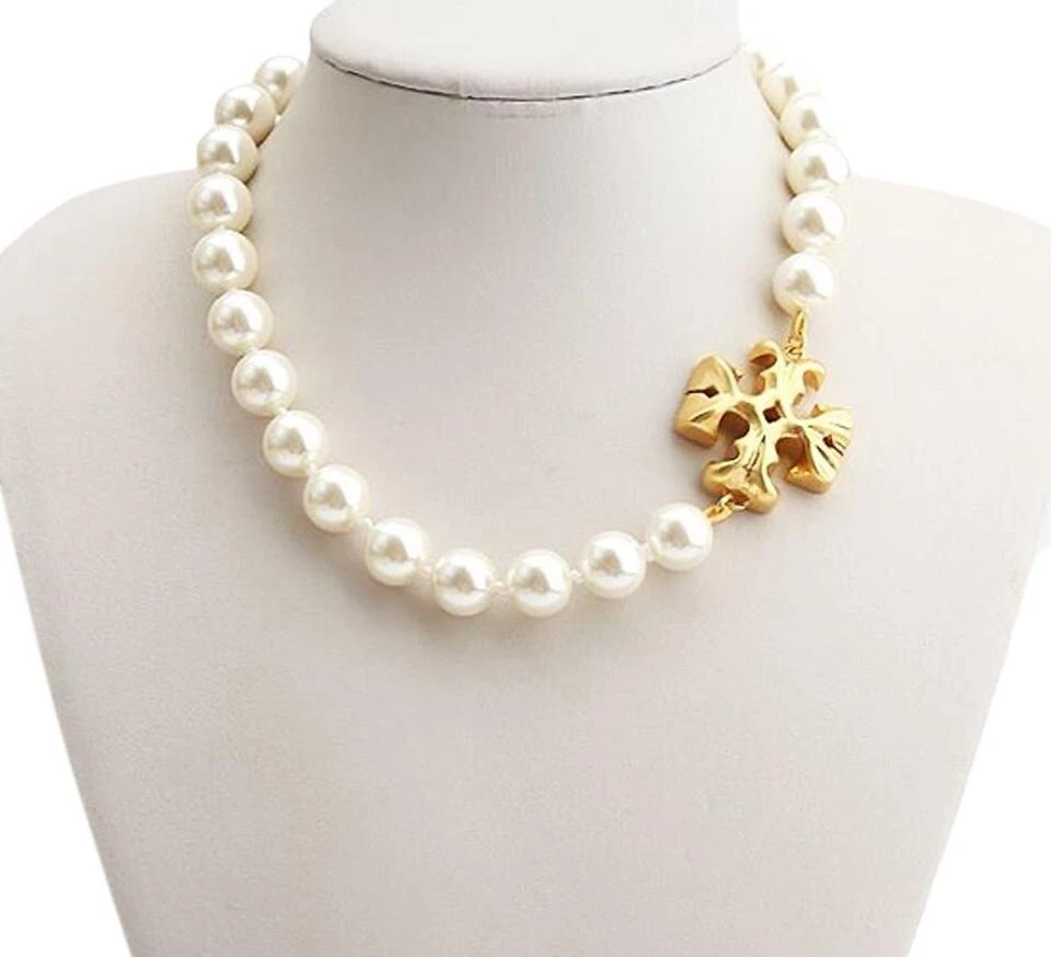 Collar Tory Burch Oro Roxanne Perla Logo Nuevo Foto 2 de 3