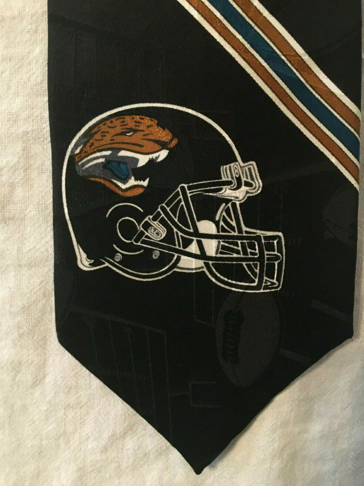 Picture 2 of 4