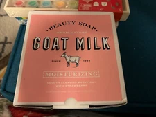 SHOWER MATE Goat Milk Moisturizing Beauty Soap W/Strawberry -JUMBO 11 Ct -NEW!