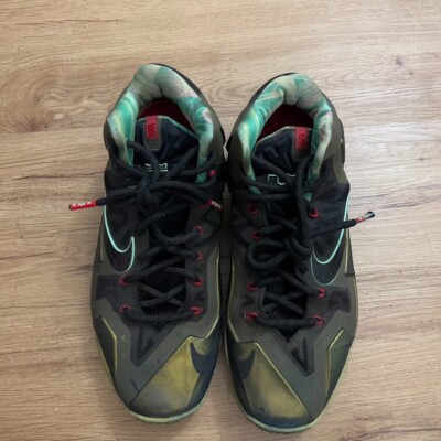 Nike Air Lebron 11 XI Kings Pride Parachute Gold 616175-700 Size