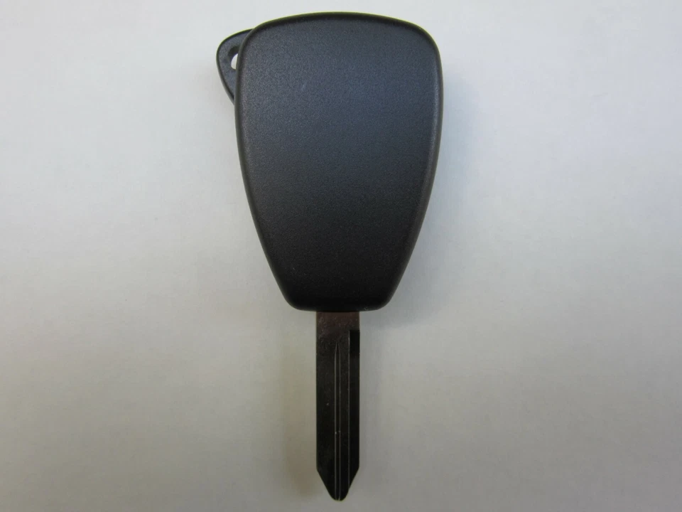OEM CHRYSLER DODGE & JEEP MANDO A DISTANCIA SIN CORTAR LLAVE NUEVA LLAVE OHT692427AA Foto 2 de 2