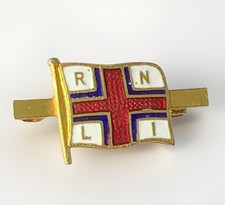 Vintage Royal National Lifeboat Institution (RNLI) Enamel Lapel Badge. T18 148