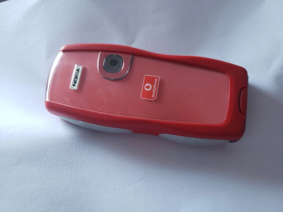 Nokia 3220 (Unlocked) Mobile Phone Red Rare - Image 2 of 2