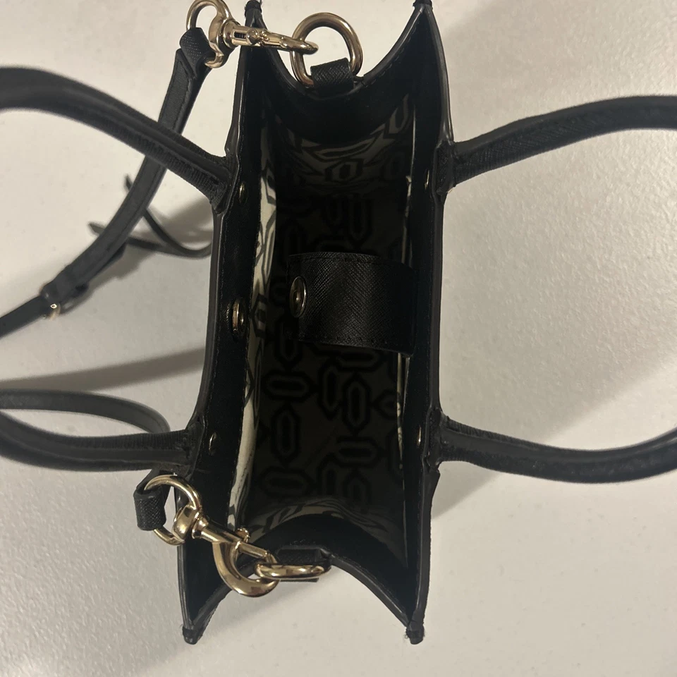 Bolso Bandolera Rebecca Minkoff Mini MAB Cuero Genuino Negro Dorado Herrajes Usado en Excelente Condición Foto 3 de 4