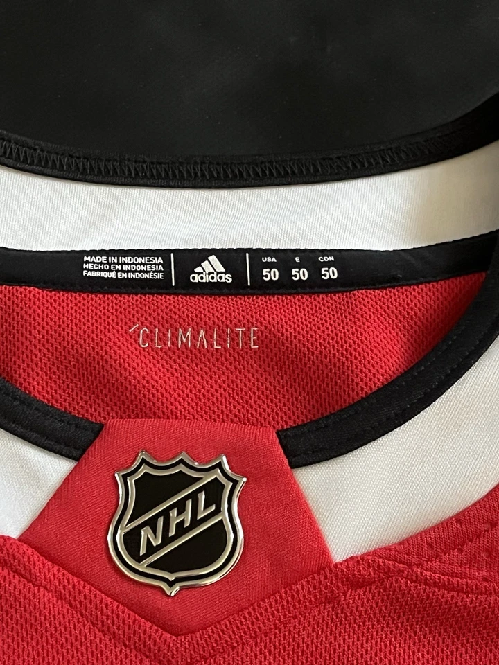 Camiseta deportiva 100 % auténtica Duncan Keith Adidas Chicago Blackhawks talla 50 para hombre Foto 3 de 4