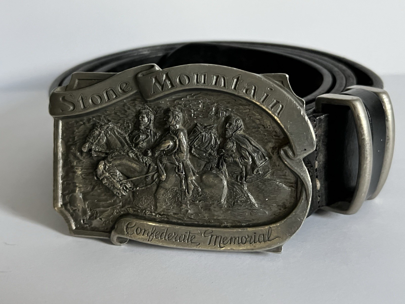 Confederate belt buckle Stone Mountain Memorial U. S. With Belt