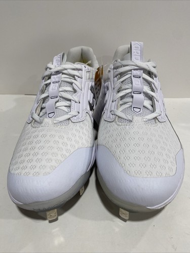 Mens Under Armour 3023439-001 Yard Low Plush Pocket Baseball Cleats size 9 New - Picture 2 of 8