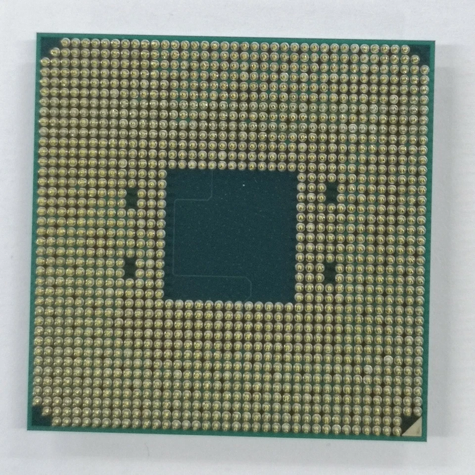 AMD Ryzen 3 2200G Desktop Processor APU R3 Socket AM4 YD2200C5M4MFB - Image 2 of 3