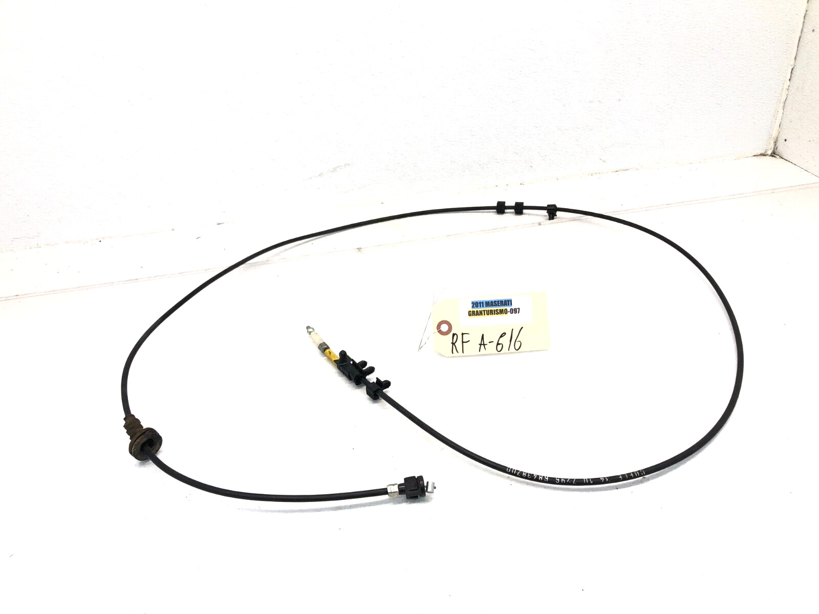 2008-2012 MASERATI GRANTURISMO S M145 RIGHT FRONT HOOD LOCK RELEASE CABLE OEM