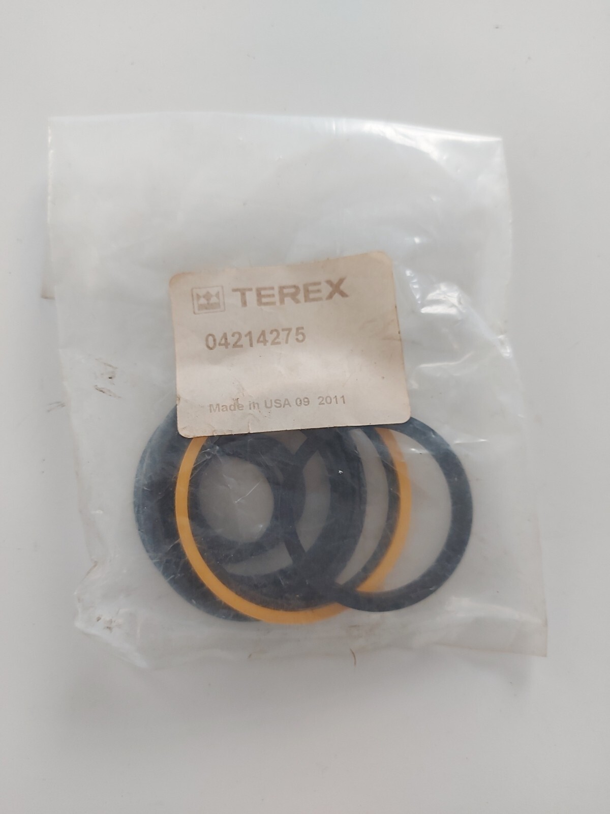NEW Genuine Terex seal kit 04214275. LOW PRICE GUARANTY! FAST FREE  